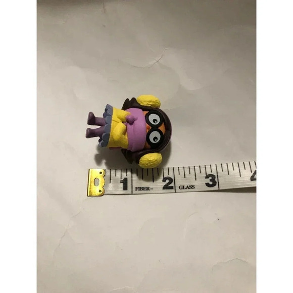 Dr Seuss Izzy Girl with Glasses Figure Toy Grinch Stole Christmas Cake Topper - Picture 3 of 3